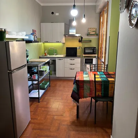Mascagni House - Climatizzato - Wi Fi - Parcheggio Comodo Gratuito Imola