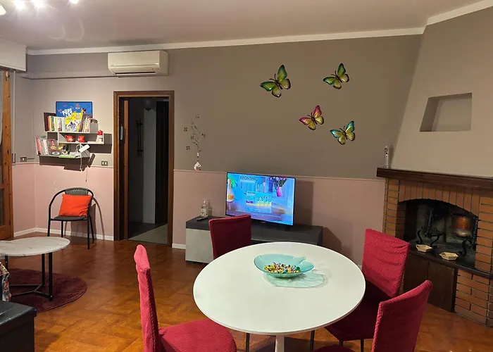 아파트 Mascagni - Climatizzato - Ampio E Confortevole - Parcheggio Comodo Gratuito