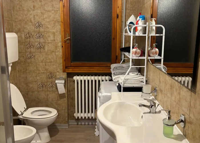 Mascagni - Climatizzato - Ampio E Confortevole - Parcheggio Comodo Gratuito * 이몰라